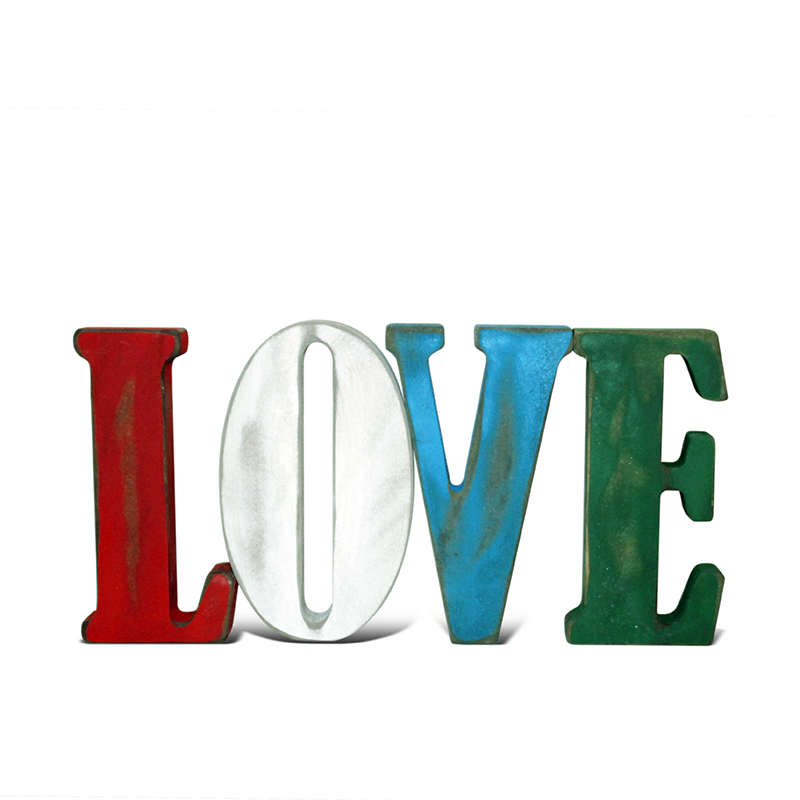 "LOVE" Decorativo de colores